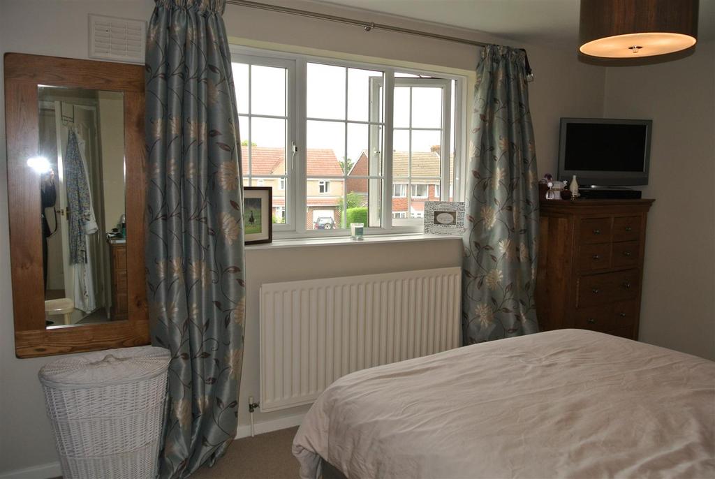 Bed 1.JPG