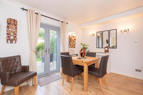5 Providence Place, Epsom, KT17 4BB