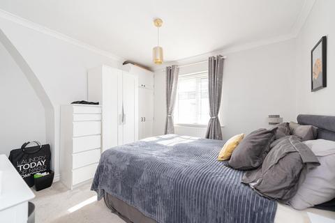 5 Providence Place, Epsom, KT17 4BB
