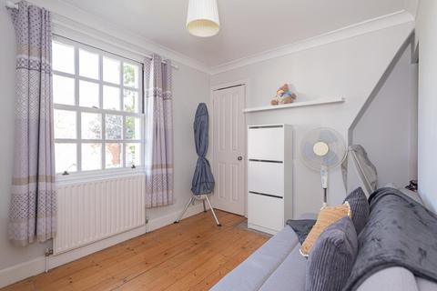 5 Providence Place, Epsom, KT17 4BB