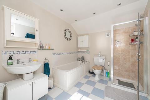 5 Providence Place, Epsom, KT17 4BB