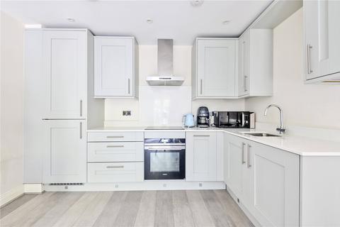 2 bedroom flat for sale, Bridge Street, Walton-On-Thames, KT12
