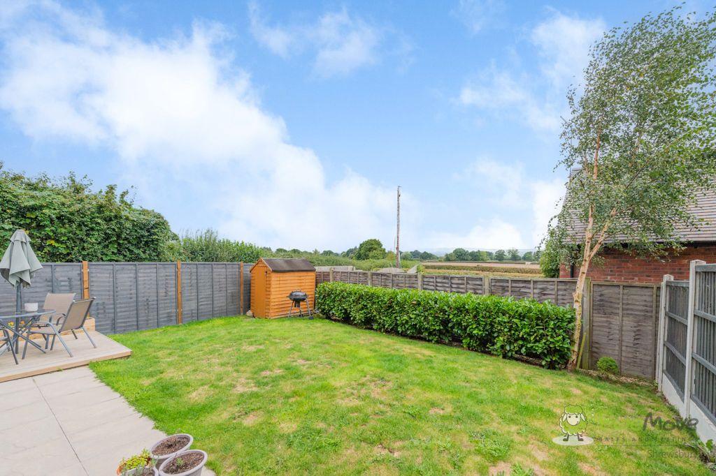 Hopyard Court, Ryton, Dorrington, Shrewsbury SY5 7NJ 2 bed end of