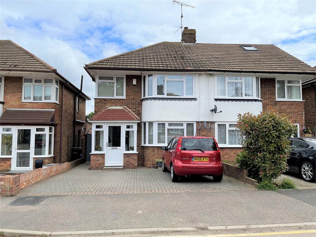 Tufton Road Gillingham Rainham Me8 3 Bed Semi Detached House For