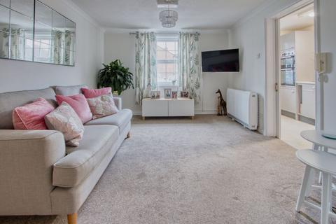 2 bedroom ground floor flat for sale - Eastgate Gardens, Taunton TA1 1RD