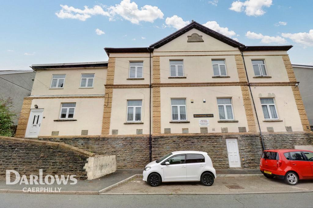 Caerphilly Road, Caerphilly 1 bed apartment £85,000