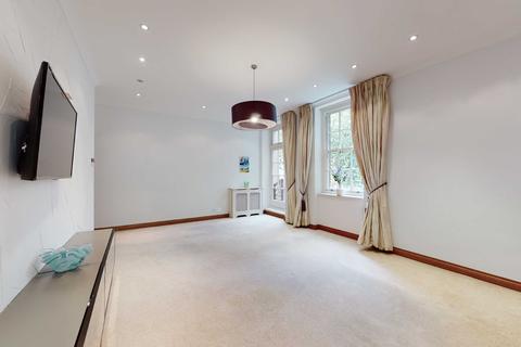 3 bedroom apartment for sale - Eyre Court, Finchley Road, London, NW8