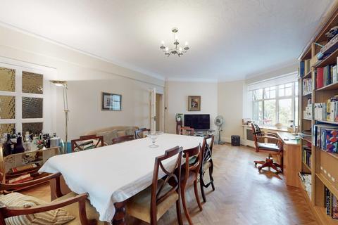 5 bedroom apartment for sale - Eton Court, Eton Avenue, London, NW3