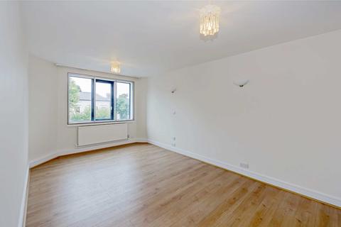 3 bedroom apartment for sale - Cavendish House, St John's Wood, Wellington Road, London, NW8