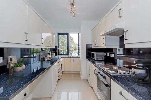 3 bedroom apartment for sale, Cavendish House, Wellington Road, St John's Wood, London, NW8