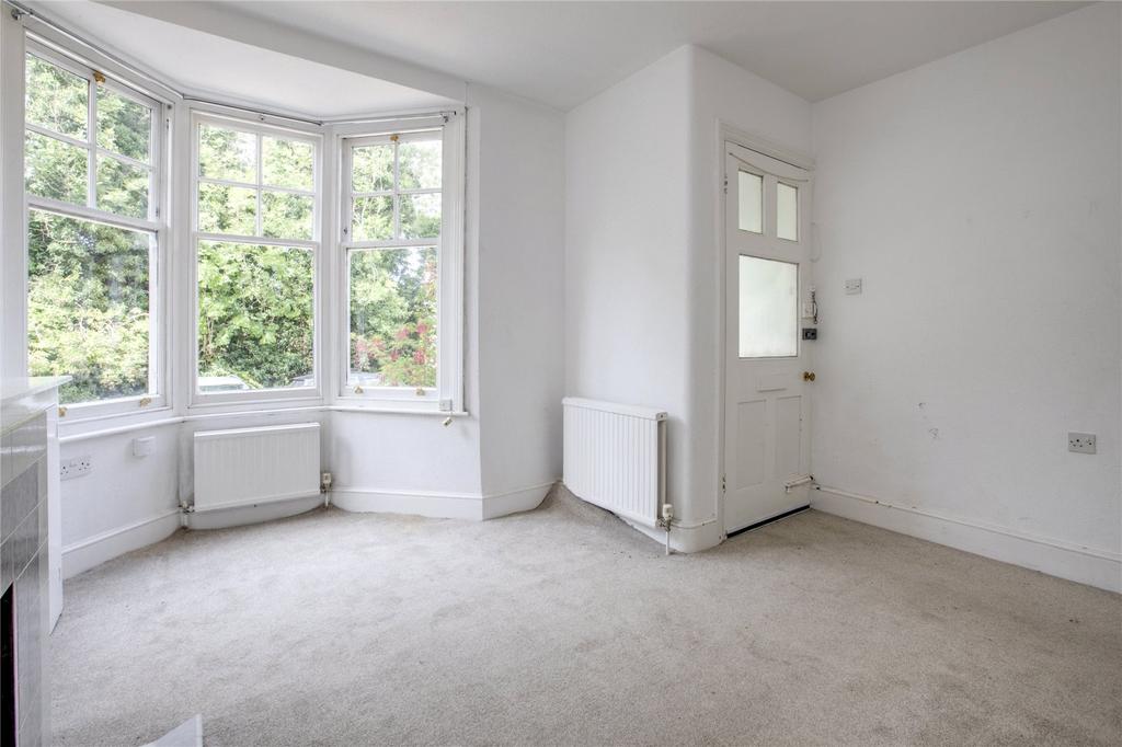 White Hill, Chesham, Buckinghamshire, HP5 8 bed detached house £795,000