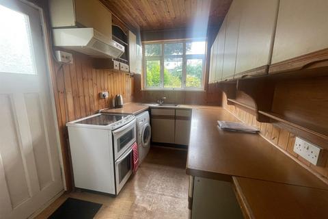 49 Oxford Road, Carshalton, SM5 3QZ