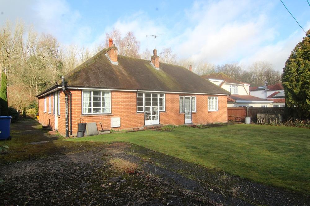Watersplash Lane, Ascot, Berkshire 4 bed detached house £850,000