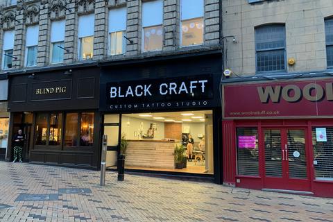 Shop to rent, Cross Square, Wakefield