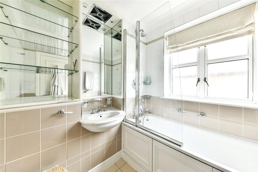 Bathroom En Suite