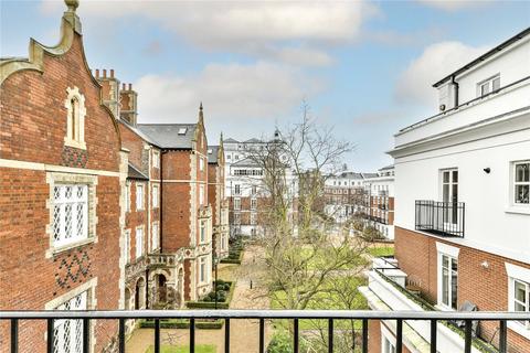 Flat 30, Aspen Lodge Abbots Walk, London, W8 5UN
