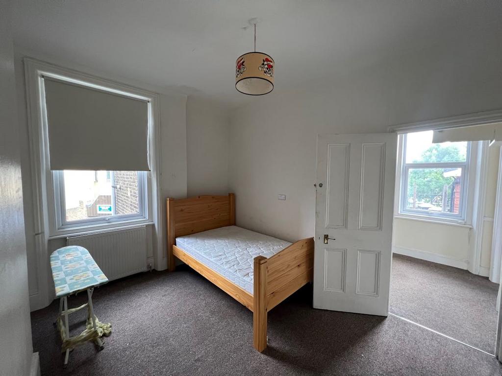 Floor 2 Bedroom 2.jpg