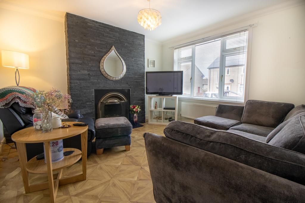 Forrester Road, Armadale EH48 4 bed semidetached house for sale £169,000
