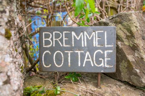 5 bedroom barn conversion for sale - Bremmel Cottage, Llangennith