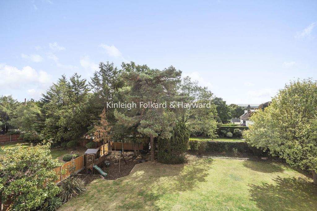 Bickley Park Road, Bromley 5 bed detached house £2,650,000