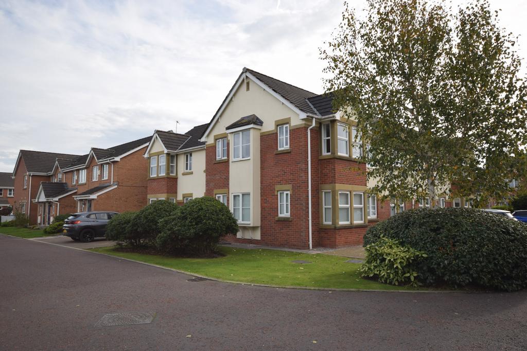 The Retreat, Merton Terrace, Lytham St. Annes 2 bed apartment to rent