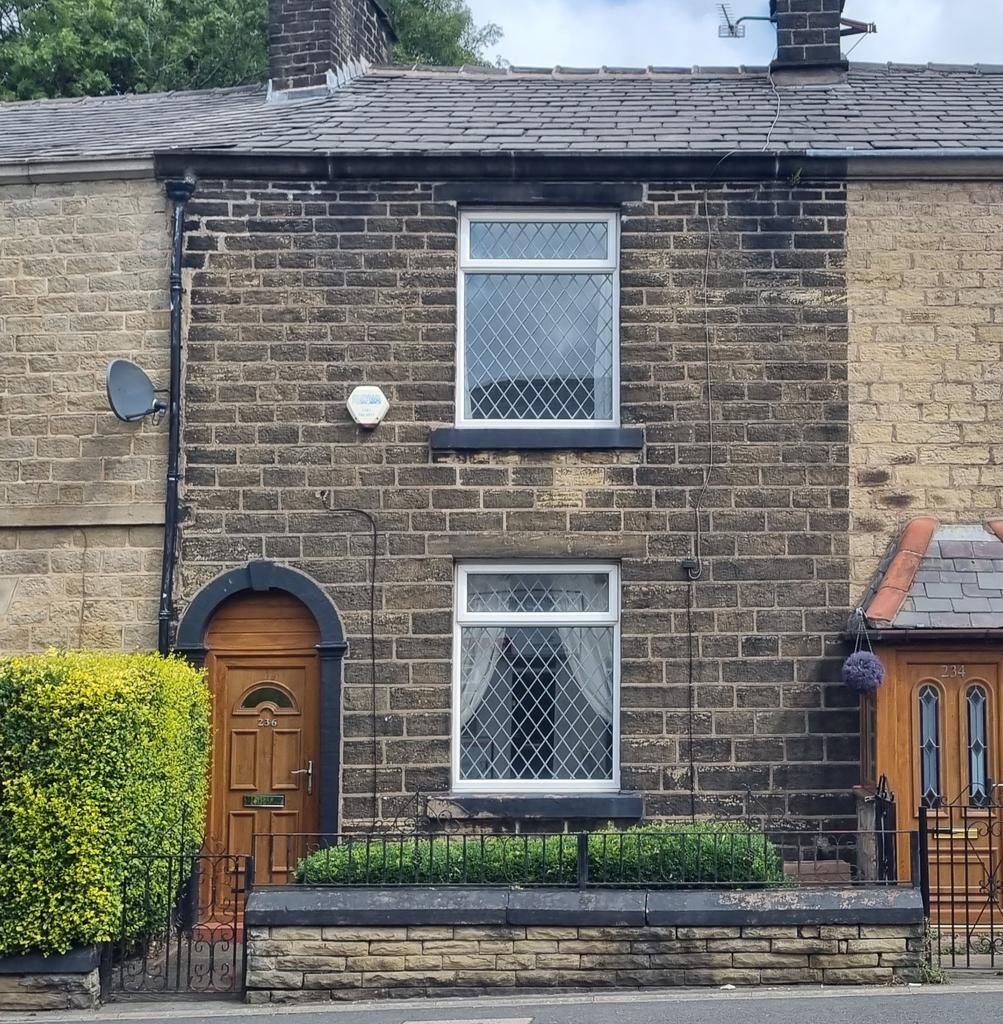 Darwen Road, Bolton, BL7 2 bed terraced house £155,000