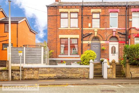 4 bedroom semi-detached house for sale - Shaw Road, Royton, Oldham, Greater Manchester, OL2