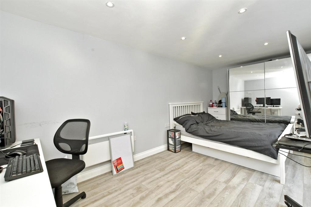 Workshop/Outbuildings