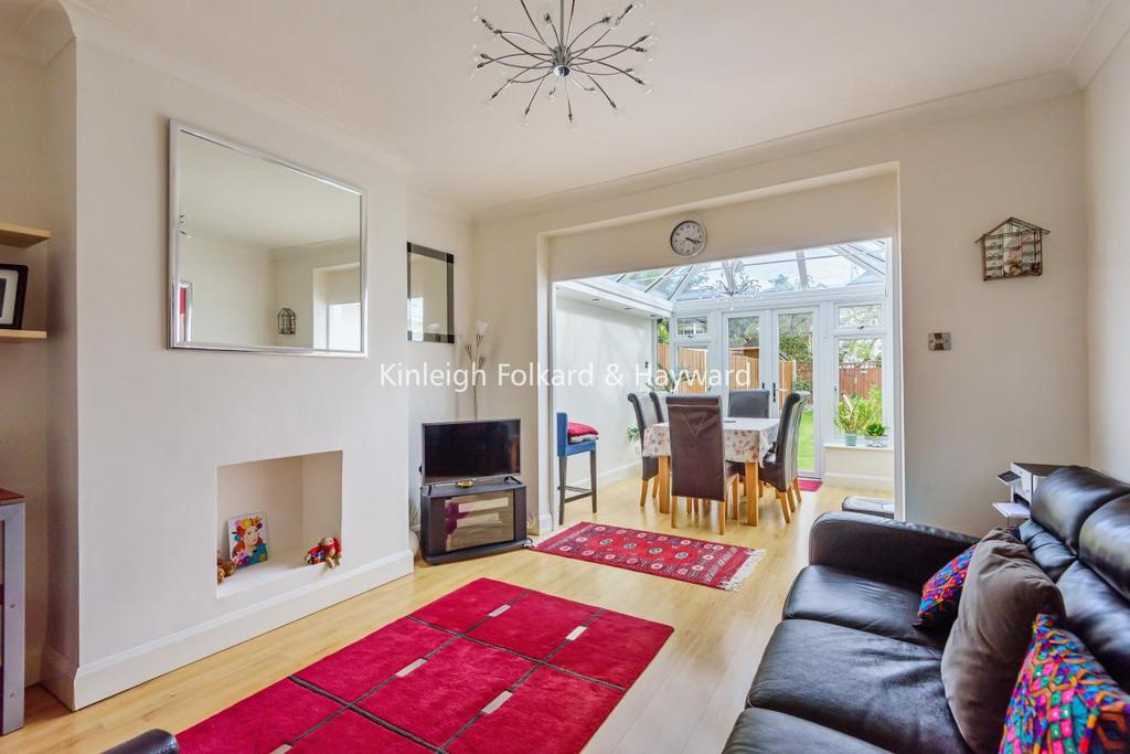 Shirley Way, Croydon 3 bed semidetached house for sale £600,000