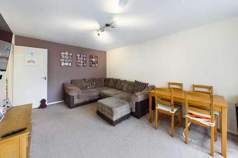 2 bedroom apartment for sale, Datchet Close, Hemel Hempstead