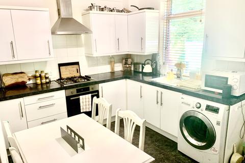 47 Coronation Road, Stocksbridge, Sheffield, S36 1AX