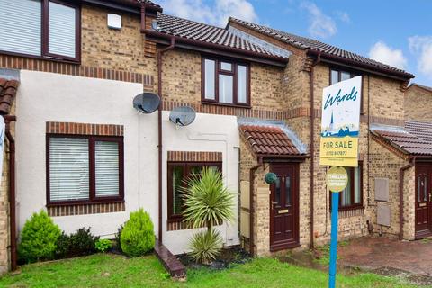 2 bedroom terraced house for sale - Willowmead, Leybourne, Kent