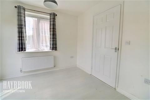 18 Calders Crescent, Sheffield, S5 9BL