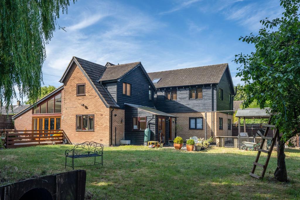 Ivatt Street, Cottenham, CB24 5 bed detached house £720,000