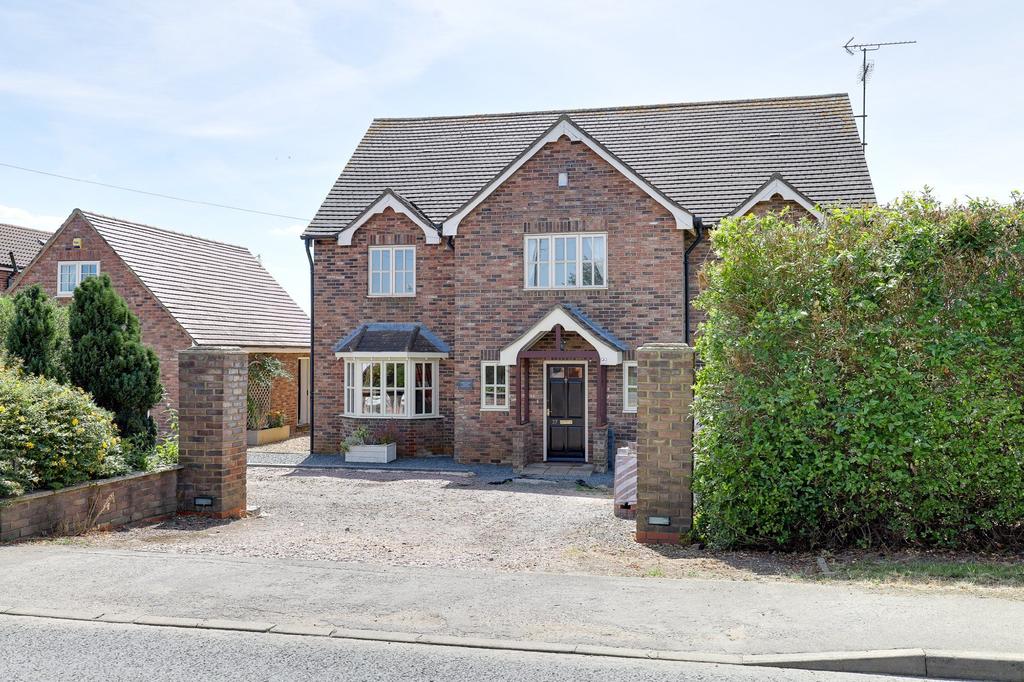 Fen Road, Parson Drove, PE13 5 bed detached house £599,000