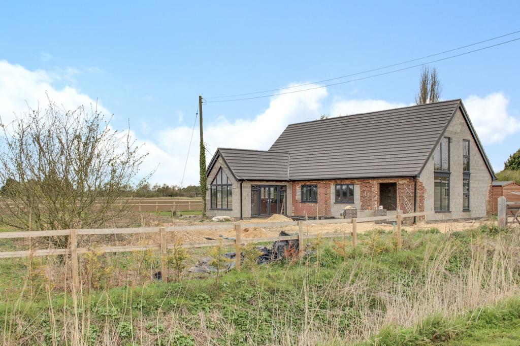 Luttongate, Gedney Hill, PE12 5 bed detached house for sale £350,000