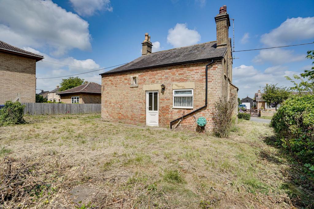 East Street, Colne, PE28 3 bed cottage for sale £215,000