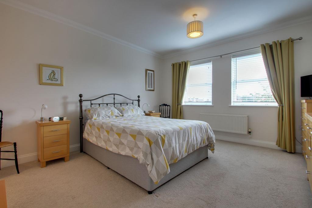 BEDROOM FOUR - 10' 0" x 8' 7" (3.05m x 2.62m)