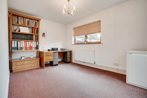 8 Cook Close, Cambridge, CB4 1PH
