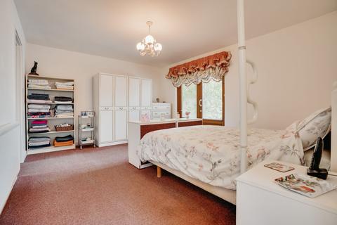 8 Cook Close, Cambridge, CB4 1PH