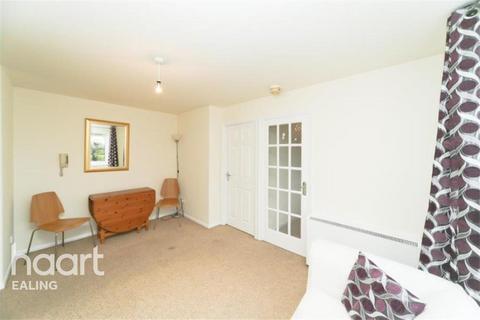 1 bedroom flat to rent, Brindley Close, Alperton, HA0