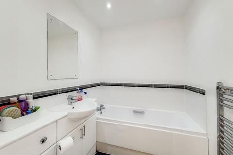 38 Wooldridge Close, Feltham, TW14 8BF