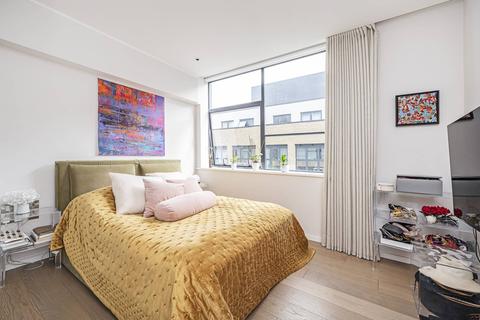 Flat 6, 7 Long Street, London, E2 8GS