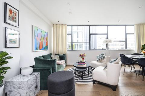 Flat 6, 7 Long Street, London, E2 8GS