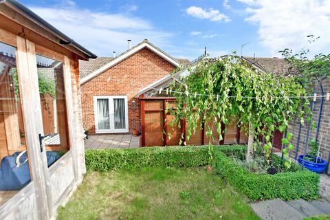 17 Arthur Salmon Close, Faversham, ME13 7PS