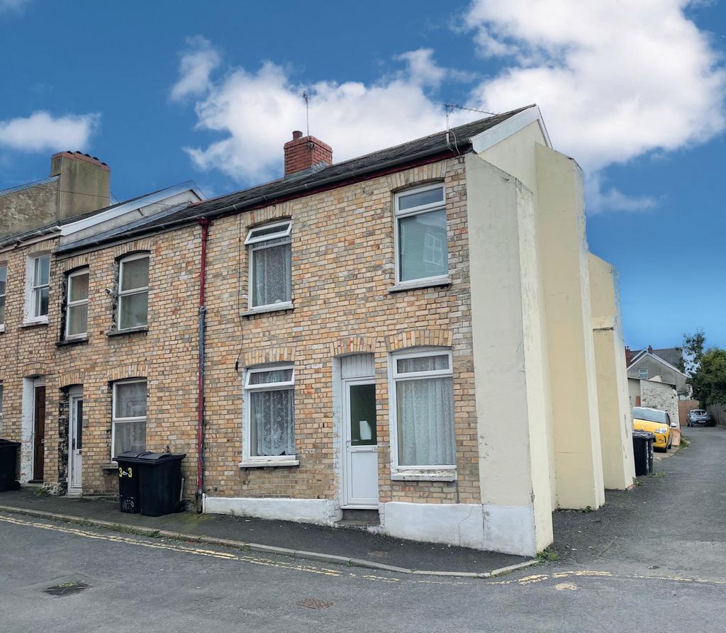 34 Azez Lane, Barnstaple, EX32 8 BQ