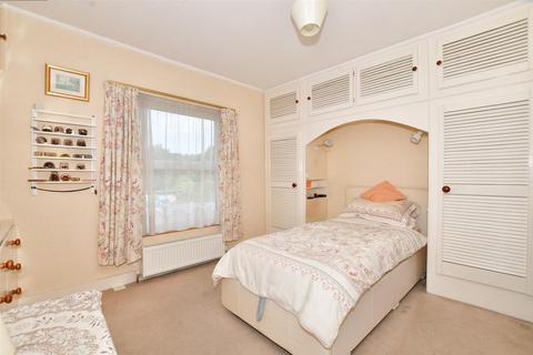 25 Myrtle Road, Dorking, RH4 1DQ