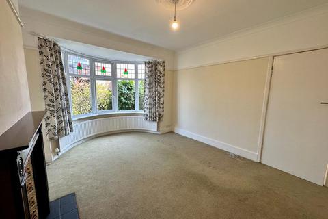 3 bedroom semi-detached house to rent, Manor Drive North, York, YO26