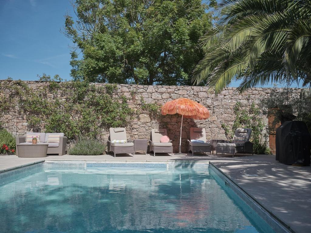 La Rue de la Lourderie, St Clement, Jersey, JE2 7 bed manor house for