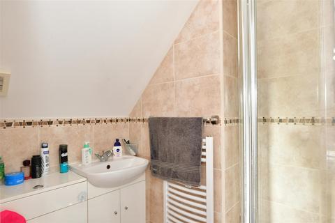 1 Bonnett Mews, Hornchurch, RM11 1SQ